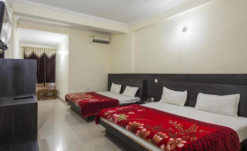 Hotel Devi Mahal Катра Экстерьер фото